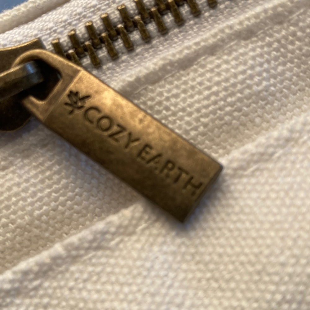 Cozy Earth White Canvas Tote with Tan Leather Handles - Picture 3 of 9